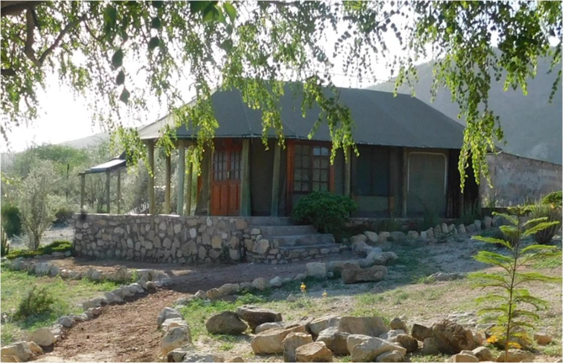 Kapika Waterfall Lodge Epupa Exterior photo