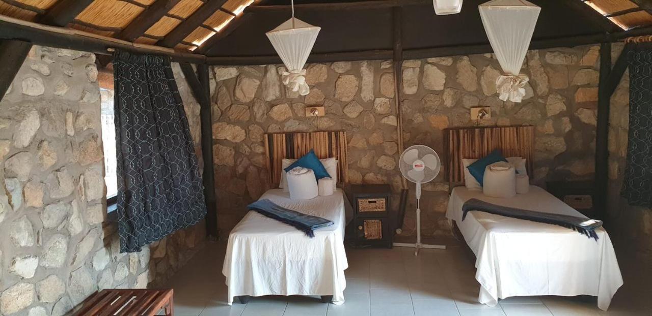 Kapika Waterfall Lodge Epupa Exterior photo