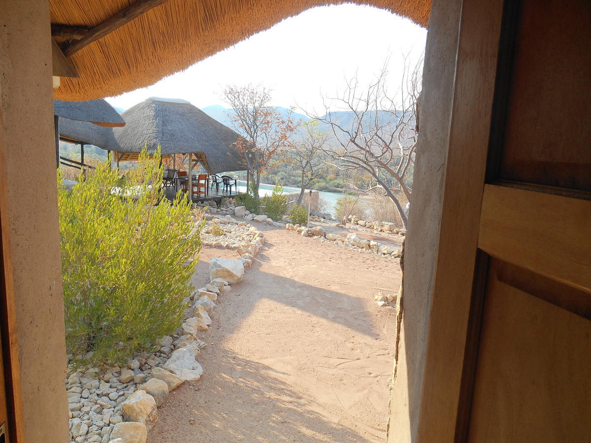 Kapika Waterfall Lodge Epupa Room photo