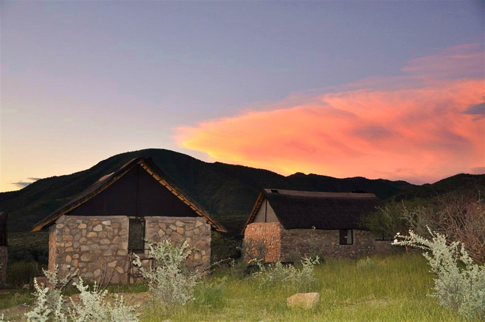 Kapika Waterfall Lodge Epupa Exterior photo